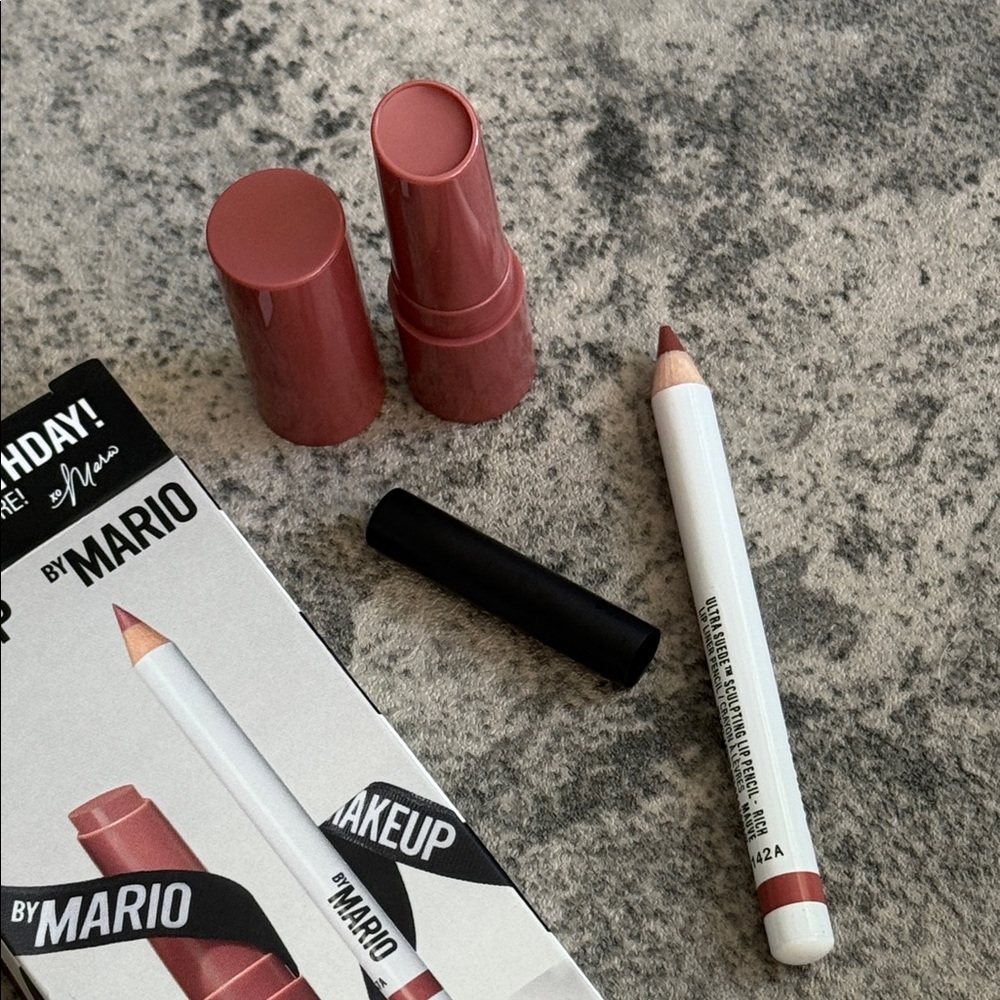 Makeup by Mario Lipstick and Liner Duo - Picture 3 of 3